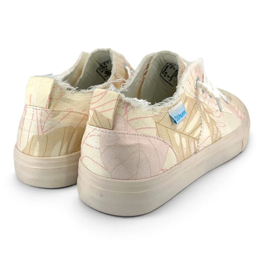Obtaom Women’s 9 Pink Floral Distressed Canvas Lace-Up Sneakers